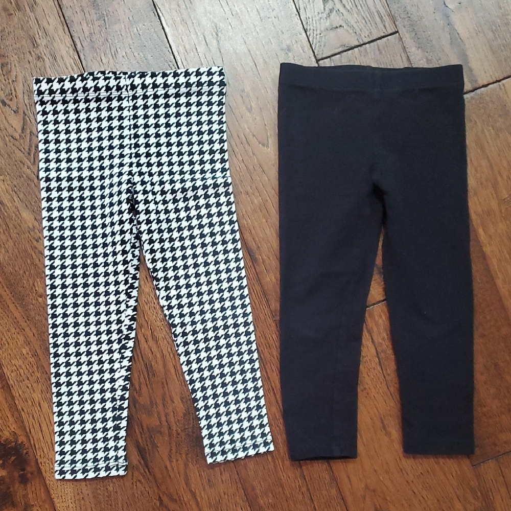 3 For $15 💙 Two Pairs Of Leggings
